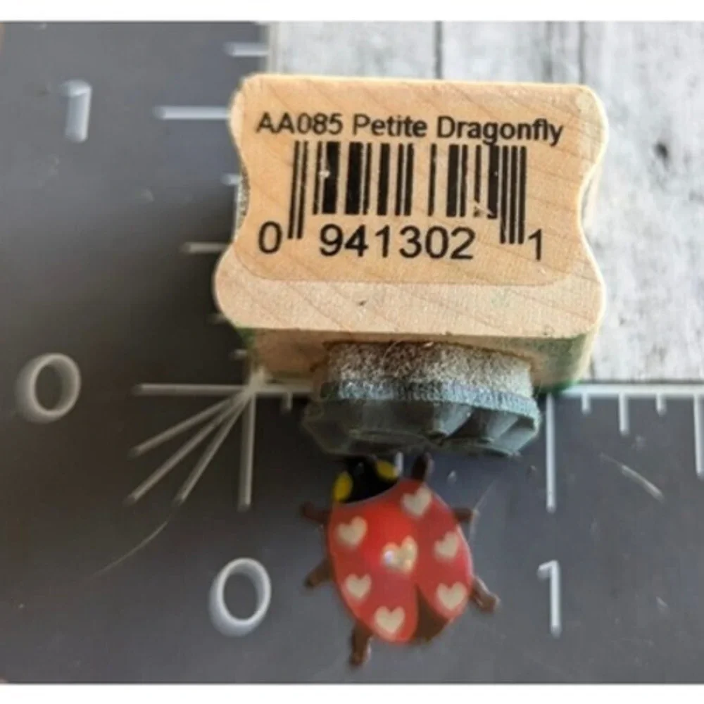 Stampendous Petite Dragonfly AA085 Rubber Stamp Wood #E35